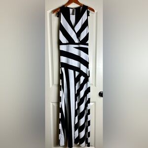 Black & White Convertible Maxi Dress - medium